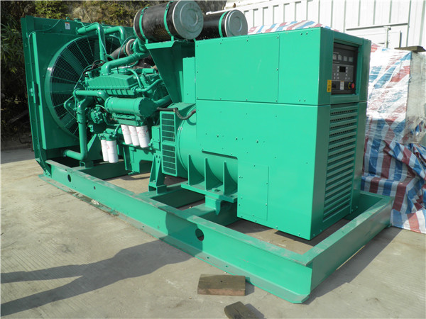 新宁出租发电机-进口柴油发电机组与国产柴油发电机组的区别