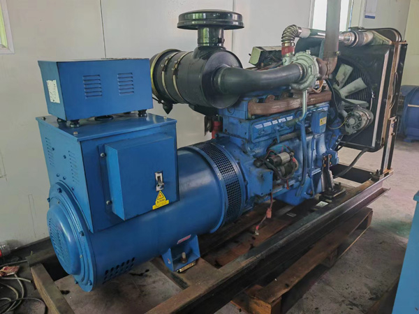 新宁100kW柴油发电机组使用多级机油有哪些优缺点？